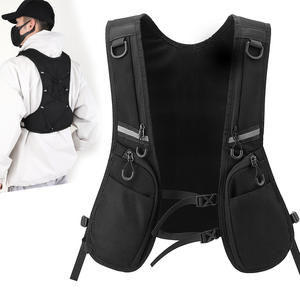 Gilet tactique imperméable en nylon pour homme, style streetwear hip-hop, avec poches de rangement fonctionnelles et sac à dos intégré - Product Image 2