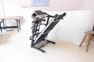 <span class=keywords><strong>Tapis</strong></span> roulant électrique pliable portable à LED pour usage commercial et domestique, moteur 2HP, entraînement cardio, fitness, 120kg - Product Image 6