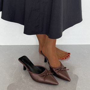 Sandalias de tacón alto con lazo de satén puntiagudo, estilo medio arrastre, de moda, venta al por mayor - Product Image 6