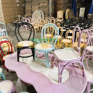 Silla apilable colorida de alta calidad para niños, silla de eventos para fiestas infantiles de la fábrica de Vietnam - Product Image 1