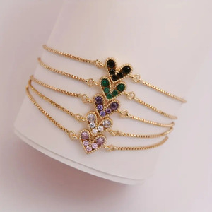 Braccialetto a Cuore <span class=keywords><strong>con</strong></span> <span class=keywords><strong>Fiore</strong></span> <span class=keywords><strong>Rosa</strong></span>, Versatile e alla Moda, <span class=keywords><strong>con</strong></span> Zirconi, Braccialetto Portafortuna Trendy per Regalo di Anniversario - Product Image 2