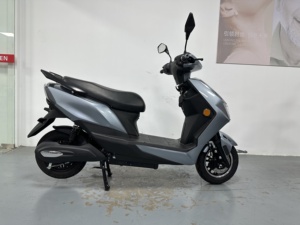 Motocicleta eléctrica para adultos, ciclomotor hiliang de dos ruedas con grafeno EEC certificado - Product Image 2