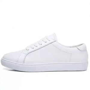 Chaussures de sport personnalisées avec logo pour hommes 2026 – Baskets décontractées blanches pour la marche, chaussures de mode pour femmes, chaussures de course - Product Image 1