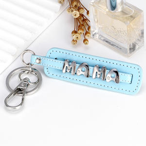Porte-clés DIY en cuir de veau avec lettre, moderne, simple, rectangulaire, pour couple, pendentif pour téléphone portable ou petit sac - Product Image 1