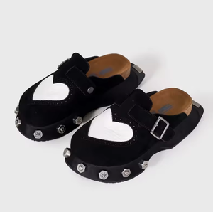 Chaussures sabot à semelle épaisse de 4cm en <span class=keywords><strong>mohair</strong></span> pour femmes avec logo personnalisé sabots mules plats légers de style décontracté à motif de cœur pour femmes - Product Image 1
