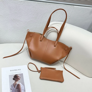 Top Layer Cowhide Women's <strong>High</strong>-<strong>End</strong> Large Capacity <strong>Tote</strong> Bag New Brand Casual Crossbody Fashion Handbag Durable Features - Product Image 2
