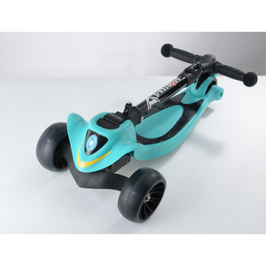 Patinete infantil de 3 ruedas, altura ajustable, ligero, para niños pequeños de 1 a 6 años, color rojo - Product Image 4