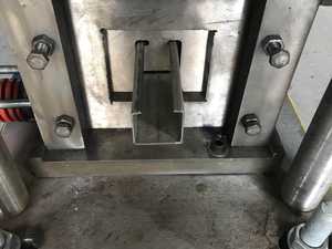 Macchina per la costruzione di stampi <span class=keywords><strong>val</strong></span> forte C U Z rotolo di Purlin che forma C U Z struttura in acciaio Purlin macchina - Product Image 6