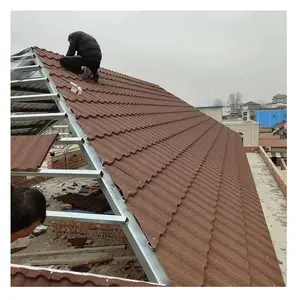 Renkli taş kaplı çatı kiremitleri düz çatı levhaları daire Shingle için çelik Metal düz yapı malzemelerinden yapılmış