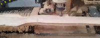 Support de téléphone pour chat en bois de hêtre, support mobile en noyer, pièces usinées CNC 5 axes, fabrication sur mesure YUESEN