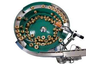 Alimentatore a Vibrazione Personalizzato in Acciaio Inox OEM/ODM con Motore, Garanzia di 1 Anno, 220V/380V - Product Image 1