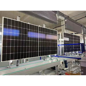 Fabricants chinois de panneaux solaires en gros 400W 500W Panneau solaire 550W 700W Système de panneaux solaires - Product Image 5