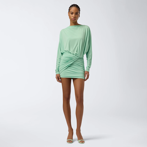 Tissu de maillot de poids moyen personnalisé couleur unie licou partiellement sexy taille naturelle froncé sur les côtés dos nu mini robes décontractées - Product Image 1