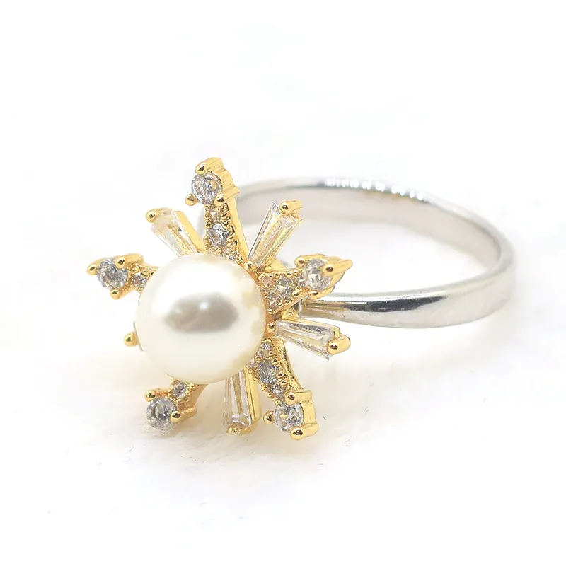 Princess Style Women Artificial Pearl Iced Out Jewelry Rotatable Rings