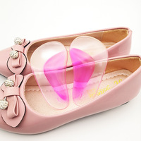 Coussin de correction pour pieds plats, coussin de soutien de la voûte plantaire en silicone, soutien de la semelle, massage absorbant les chocs pour la prévention de la douleur, coussin pour les pieds pour enfants et adultes