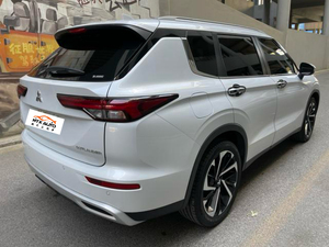 Used <strong>2023</strong> Mitsubishi Outlander 1.5T CVT SUV LHD Low Mileage For UAE Dubai Export - Product Image 4