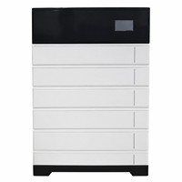 Batterie LiFePO4 48V 100Ah 200Ah 300Ah 5KW 10KW 15KW à montage mural, sur pied ou empilable pour système de stockage d'énergie solaire photovoltaïque domestique