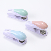 Mini Agrafeuse de Bureau Manuelle en Plastique Couleur Macaron, Compatible avec 24/6 Agrafes, Mignonne, pour l'École, le Bureau et le Journalisation