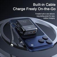 Batterie externe portable OEM 22,5 W avec câbles doubles intégrés, prend en charge la charge de 4 téléphones, design portable, charge rapide