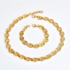 Parures de bijoux tendance en acier inoxydable avec chaînes grain de café et motif nez de cochon, collier et bracelet - Product Image 2