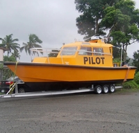 Bateau de patrouille en aluminium soudé rapide de 9 m à vendre, fabriqué en alliage durable