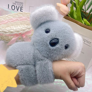 دمية باندا لطيفة وجميلة عالية الجودة مصنوعة من القطن الناعم مع سوار معصم، لعبة محشوة لتخفيف التوتر بتصميم مطرز - Product Image 2