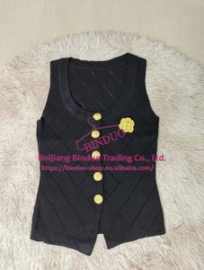 Nouveau Débardeur Coupe Ajustée à Col en V sans Manches Tendance et Décontracté - Product Image 6