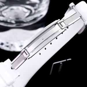 นาฬิกาโปร่งแสงสุดหรู ดีไซน์ประณีต เหมาะสำหรับงานเลี้ยงตอนเย็น งานธุรกิจ และงานเฉลิมฉลองยามค่ำคืน - Product Image 5