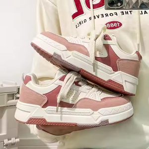 Chaussures de sport décontractées populaires pour femmes, nouvelle collection été 2025, en cuir de vachette blanc, semelle intermédiaire et extérieure en caoutchouc, style marche - Product Image 3