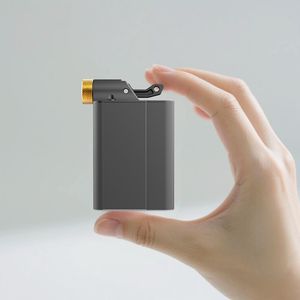 Nouvelle Arrivée Pompe Électrique <span class=keywords><strong>Gonfleur</strong></span> De Pneu Pompe À Vélo Sans Fil Smart Portable Voiture Pompe À Air En Plastique Matériel Électrique <span class=keywords><strong>Gonfleur</strong></span> - Product Image 1