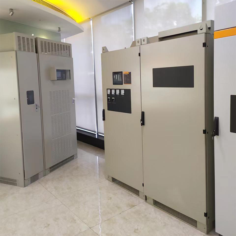 Data Center Power Distribution Cabinet with High Efficiency Busbar System