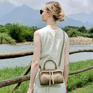Sac à main Boston tendance en cuir de vache véritable AndoBag pour femmes, sac bandoulière, sac de travail, sac de tous les jours - Product Image 2