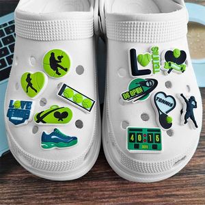 Atacado Vários estilos e tipos de anime tênis Encantos Barato Personalizado Novo Design Macio PVC Dos Desenhos Animados Encantos da Sapata para tamanco