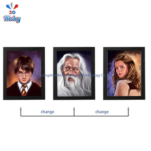 Ricky 3D Poster Layered Plastic Wall Art - Wizard School Theme PET Craft con Lumos Glow Effect para la colección de decoración del hogar - Product Image 3