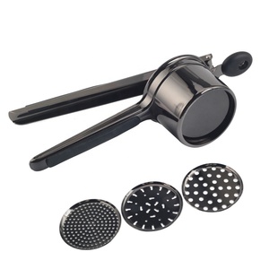 Prensa manual de acero inoxidable con 3 discos intercambiables para hacer puré de patatas esponjoso y spaetzle - Product Image 6