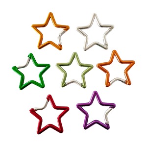 Tùy Chỉnh Laser Khắc Trong Tất Cả Các Màu Sắc Thường Xuyên Vận Chuyển Ngay Lập Tức Hợp Kim Nhôm Khuyến Mại Keychain Sao Carabiner Keychain - Product Image 2