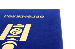 Titulaire de diplôme de <span class=keywords><strong>dossier</strong></span> de couverture de certificat de velours de prix A4 personnalisé bleu royal <span class=keywords><strong>pour</strong></span> l'obtention du diplôme - Product Image 2
