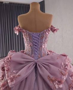 S1346Nウエディングドレスモダンパープルオフショルダー3D花柄レース刺繍プラスサイズ - Product Image 4