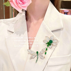 Broche de soirée Miss <span class=keywords><strong>Alice</strong></span> en laiton plaqué argent, zircon ovale micro-incrusté, motif paon vert, fleur et libellule - Product Image 4