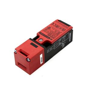สวิตช์นิรภัยแบบอินเตอร์ล็อค Mt-Telemecanique XCSPA591 ของแท้  วัสดุพลาสติก 1NC+1NO แบบเบรกช้า Pg11 ใช้กุญแจ  สำหรับประตูนิรภัย - Product Image 2