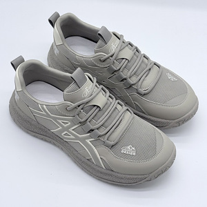 รองเท้าวิ่งตาข่ายสำหรับผู้ชาย ฤดูร้อน น้ำหนักเบา ระบายอากาศได้ดี พื้นรองเท้าด้านนอกทำจากยาง พื้นรองเท้าชั้นกลางทำจากอีวีเอ สวมใส่สบาย เหมาะสำหรับเล่นกีฬา กิจกรรมกลางแจ้ง และสวมใส่ลำลอง - Product Image 1