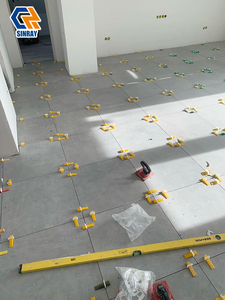 Nouveau kit de 100 calebasses de nivellement en plastique PP de 1,5 mm pour carrelage, clips de système de nivellement et accessoires pour carrelage - Product Image 6