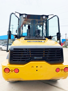 Chargeuse sur pneus de marque chinoise avec godet de 2T 2.5T, moteur et roulements en bon état - Product Image 3