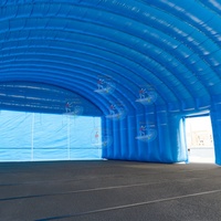 Dôme de sport gonflable ultime, parfait pour le football, les événements et l'entraînement, résistant aux intempéries et configuration rapide avec des tailles personnalisables