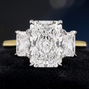 Bague de fiançailles élégante pour femme en or jaune 14K, sertie de diamants de laboratoire taille radiant, pavé à griffes, certifiée IGI, 4,07 carats - Product Image 4