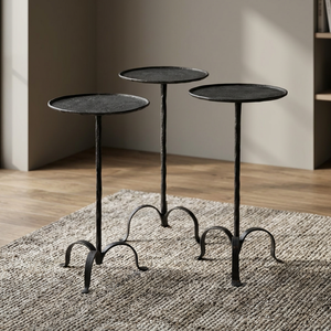 Table basse moderne en fer forgé avec plateau en marbre, design minimaliste fait main pour salon, origine Uttar Pradesh - Product Image 1