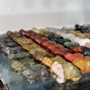 Figuras de Ranas de Cristal Surtidas al por Mayor, 40mm 60mm, Artesanía de Ranas Talladas a Mano en Piedra Múltiple, Decoración Feng Shui para el Hogar - Product Image 3