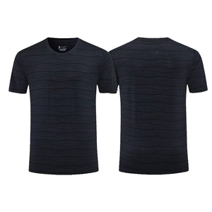 Ensemble de t-shirt et de survêtement de sport pour homme - 100% polyester imprimé par transfert thermique - Product Image 5