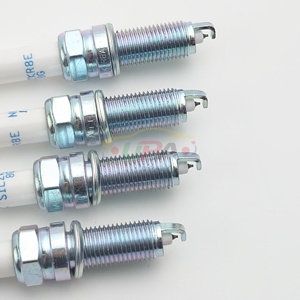 Enchufe de Encendido de Motor de Buena Calidad y Económico 18849-08080 1884908080 para Hyundai ELANTRA 16 ELANTRA 17 18849 08080 - Product Image 3