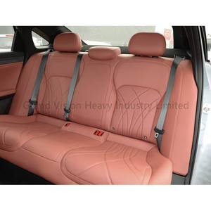 2025 Geely Galaxy L6 EM-i 140km Véhicule de banlieue urbaine Voiture économique efficace WLTC 115km Autonomie Service professionnel électrique - Product Image 4